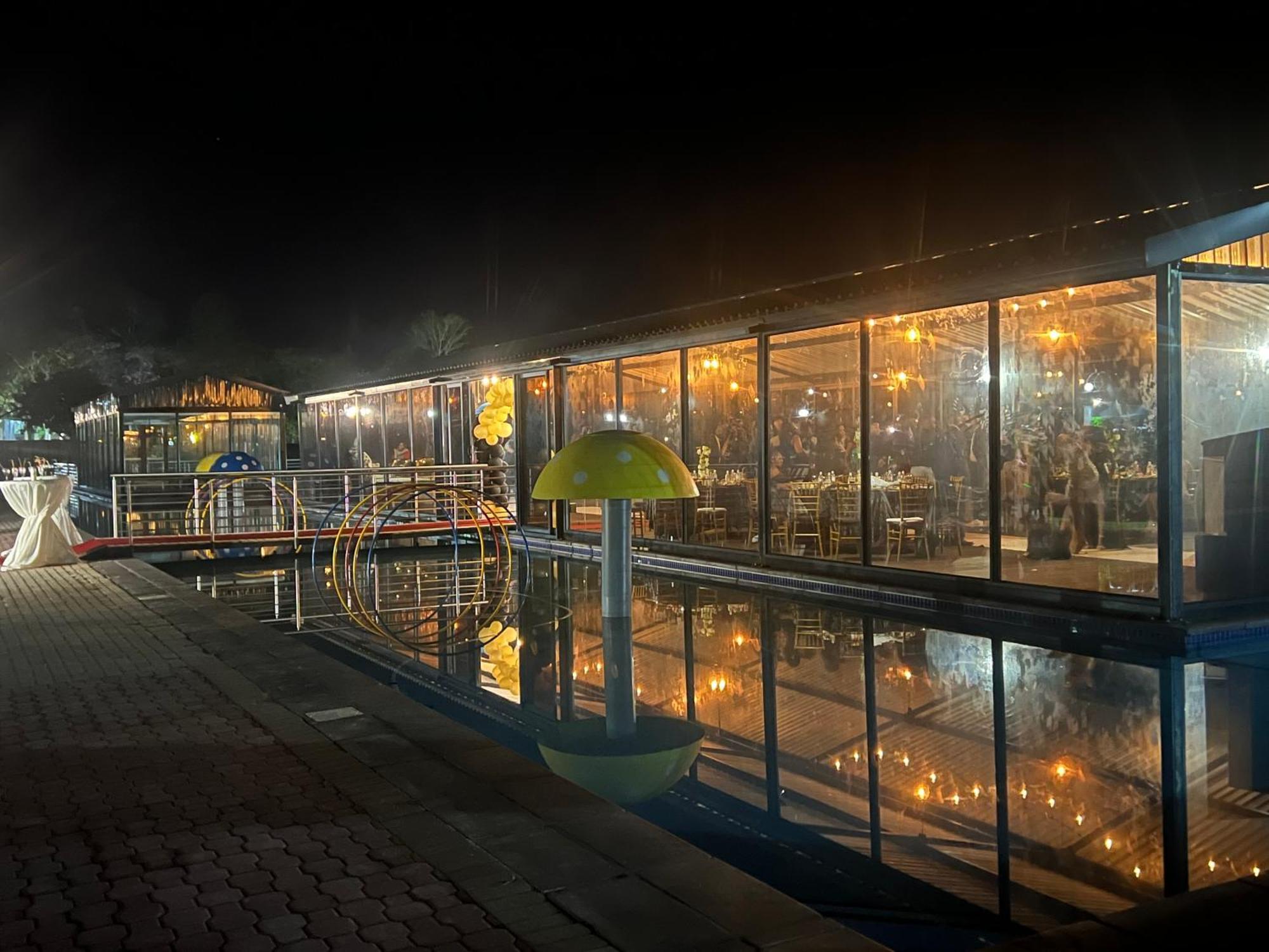 Ndalo Lodge 넬스프리트 외부 사진