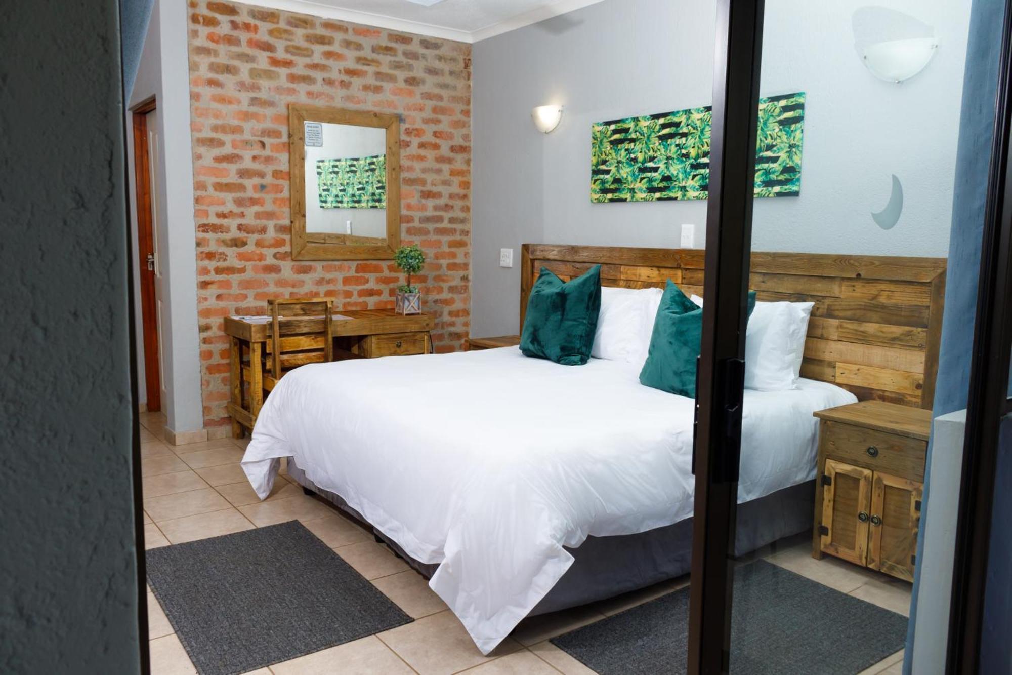Ndalo Lodge 넬스프리트 외부 사진