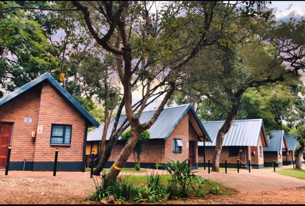 Ndalo Lodge 넬스프리트 외부 사진