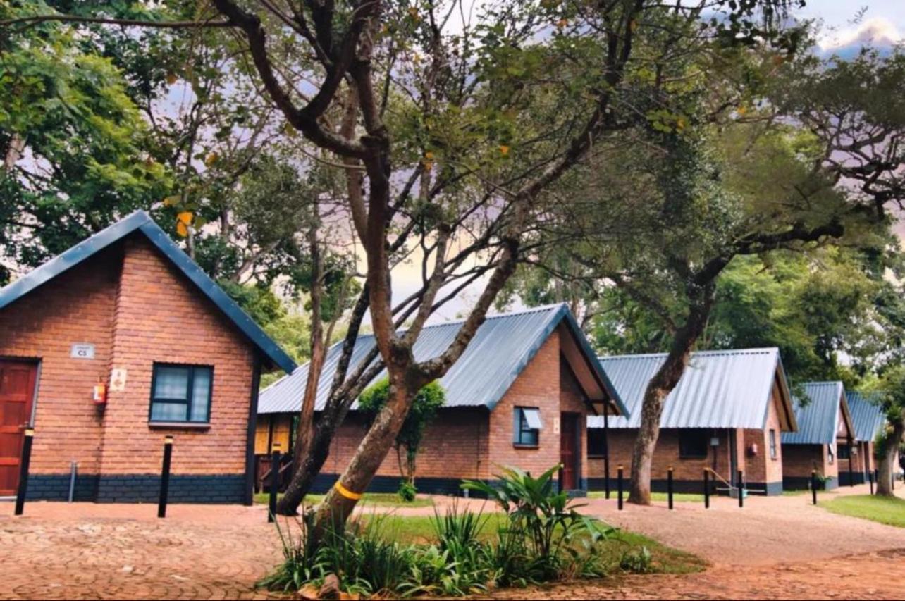Ndalo Lodge 넬스프리트 외부 사진